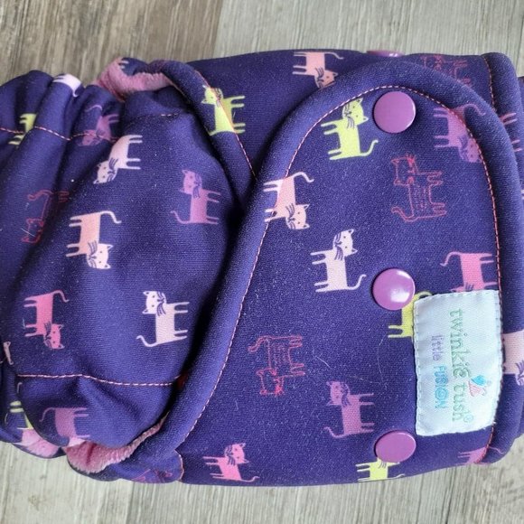 Twinkie Tush - cloth diaper - Electrocat (set) OS - Picture 2 of 3